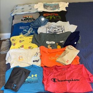 BOYS BUBDLE 12 T-Shirts 4 short